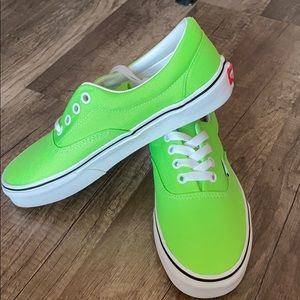 ✅UNISEX Vans Era Neon Green/ True White✅